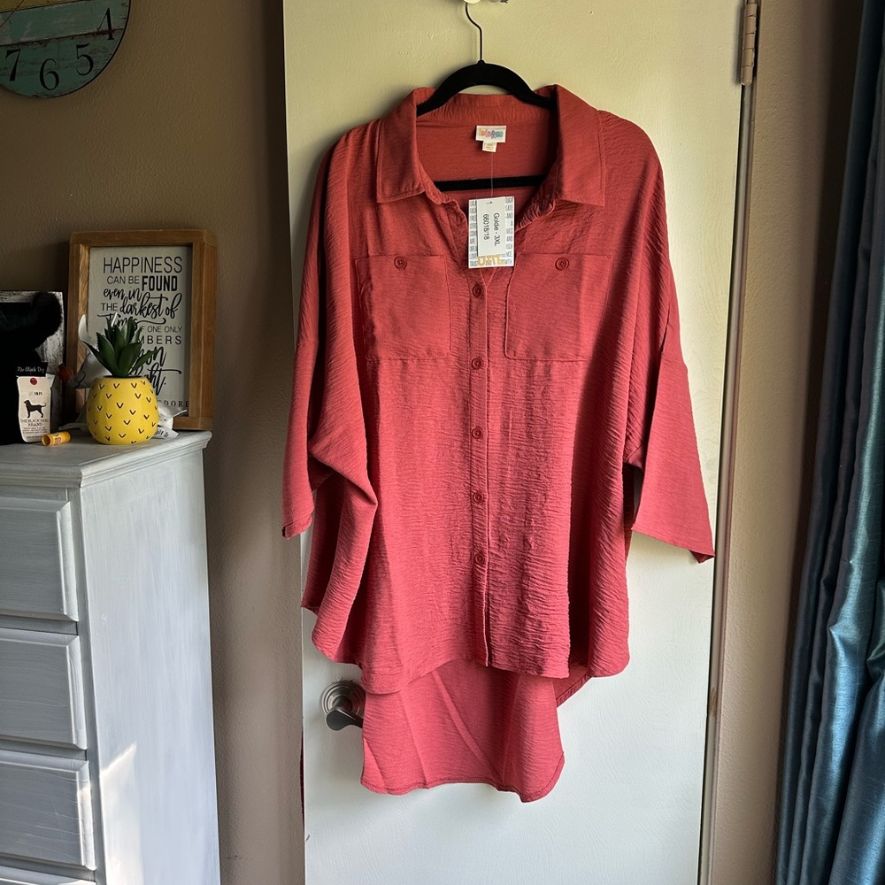 Women's Button-Up Top